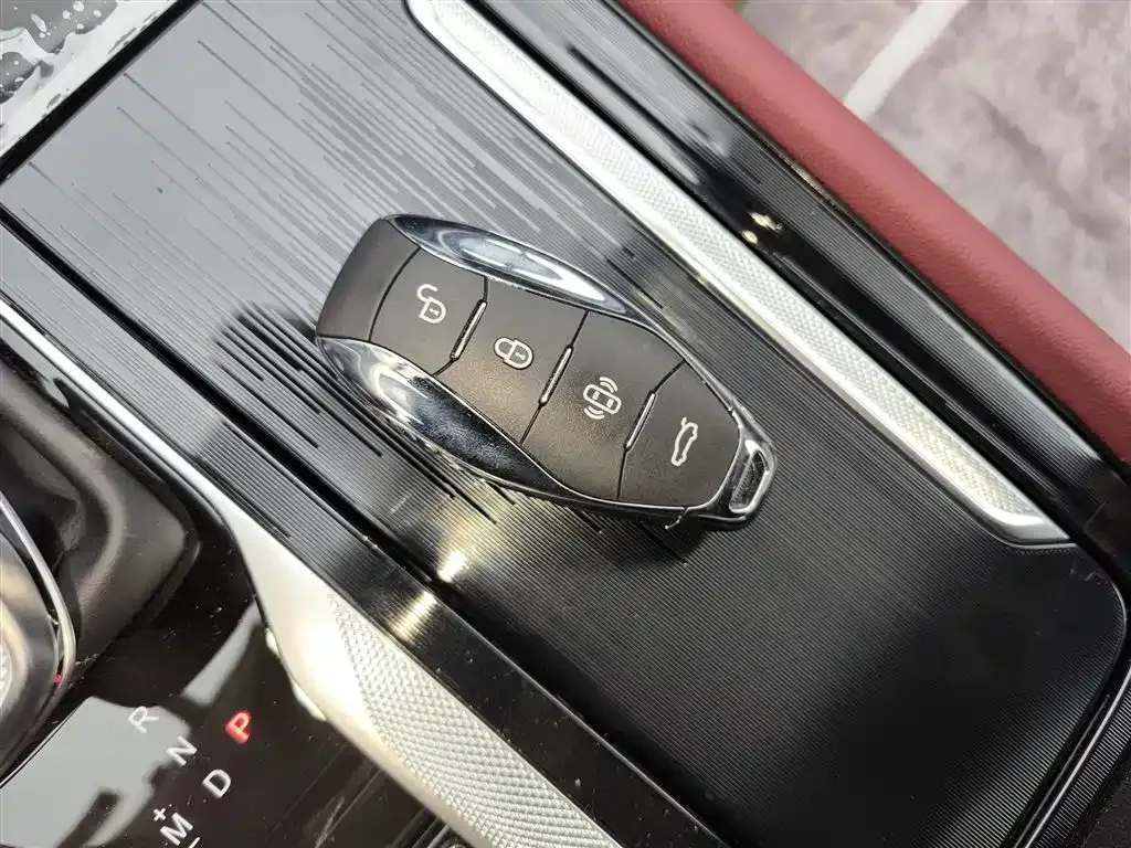 Hongqi H5 2025 из CN, фото 6
