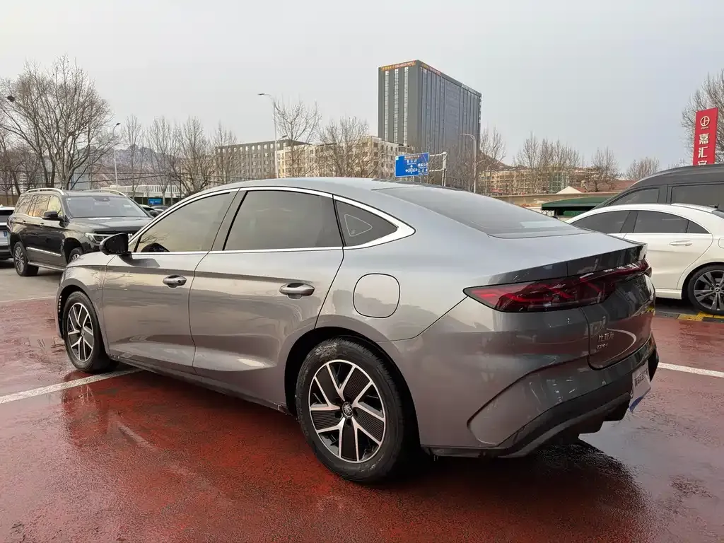 BYD Qin L — фото 7