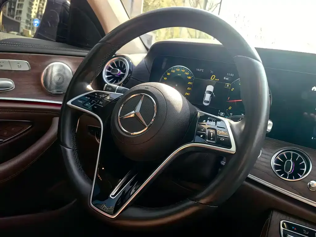 Mercedes-Benz E-Class 2022 из CN, фото 3