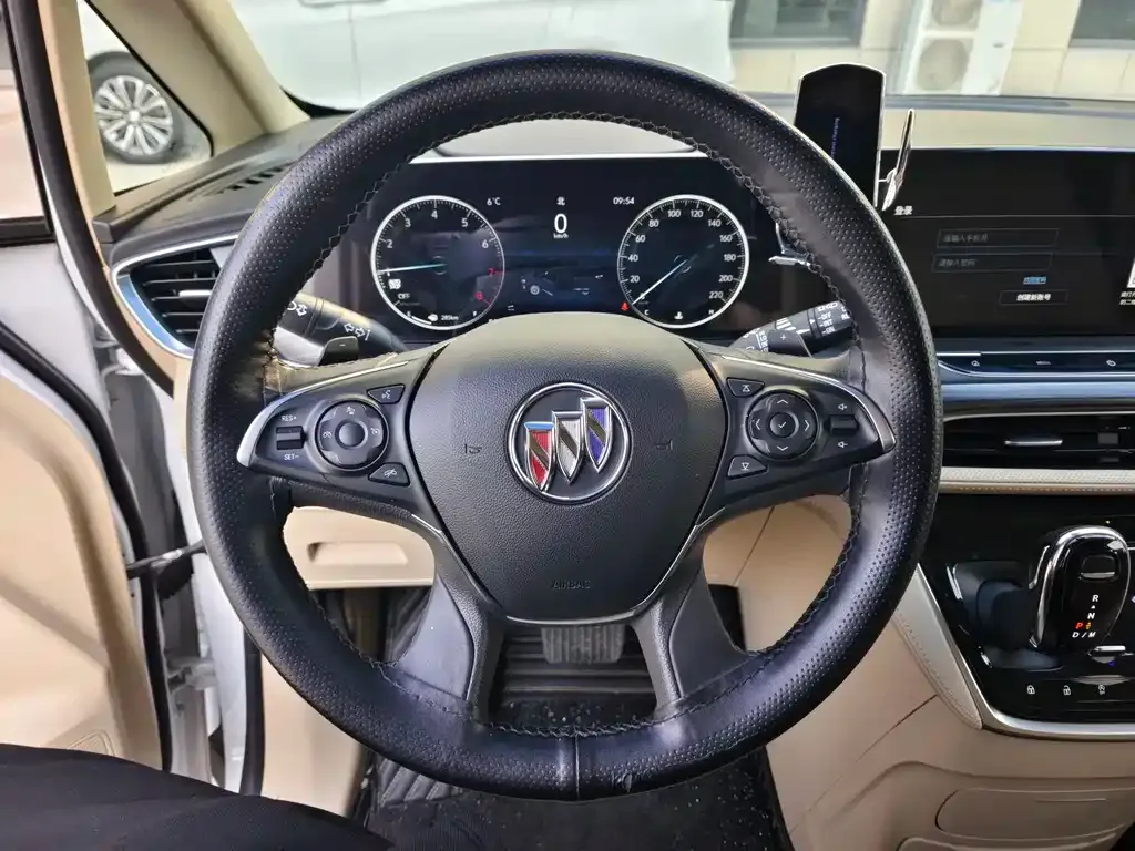 Buick GL8 2022 из CN, фото 4