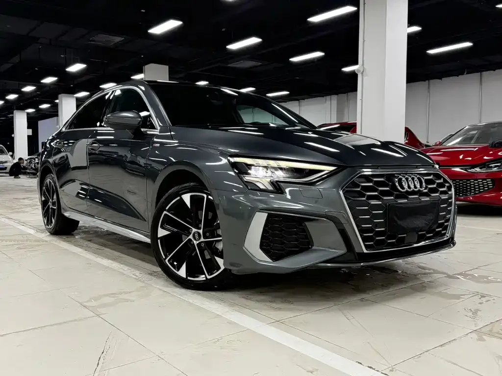 Audi A3 2023 из CN, фото 7