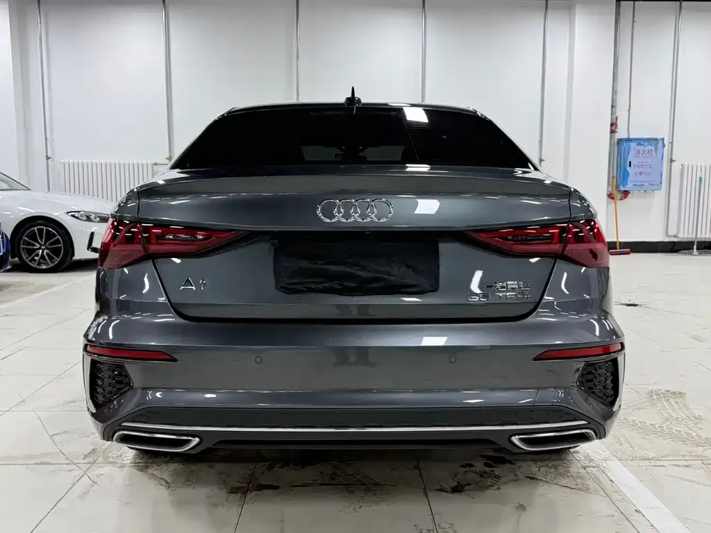 Audi A3 2023 из CN, фото 3