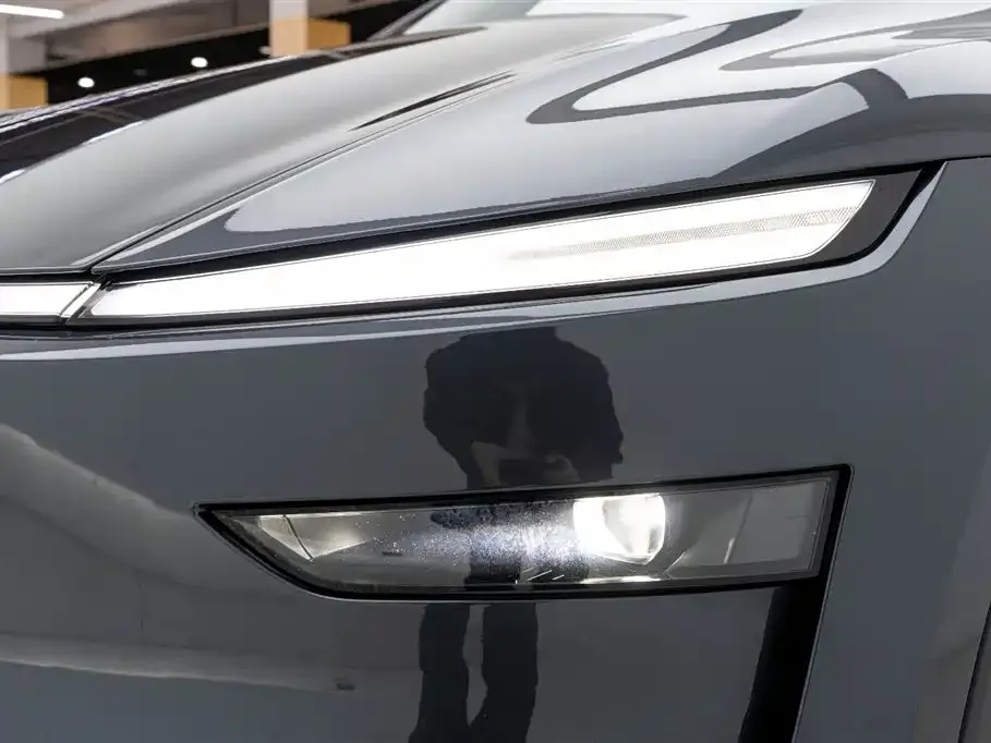 Tesla Model Y 2025 из CN, фото 2