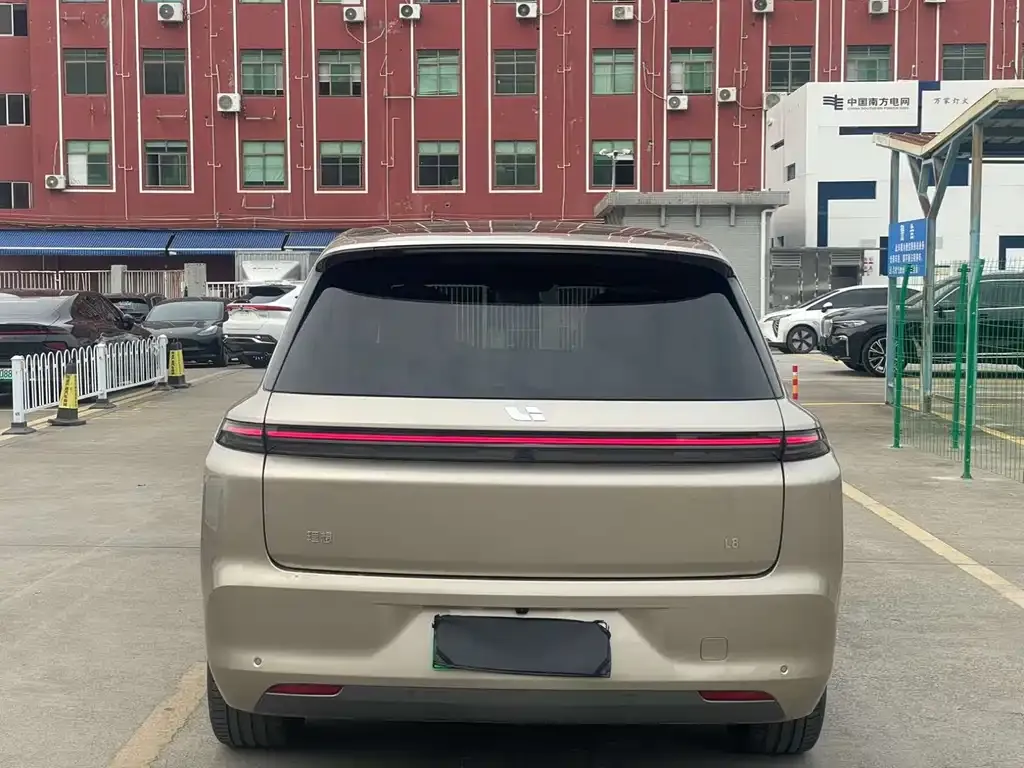 Li Auto L8 2024 из CN, фото 3