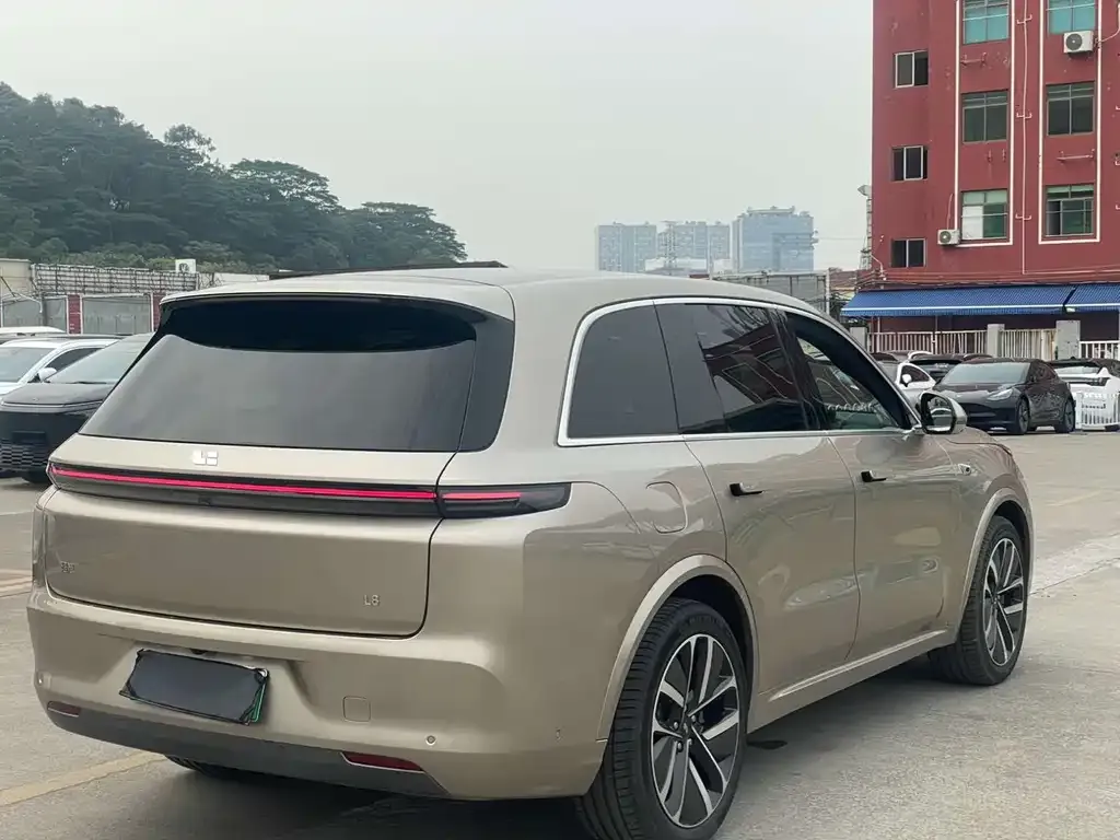 Li Auto L8 2024 из CN, фото 6