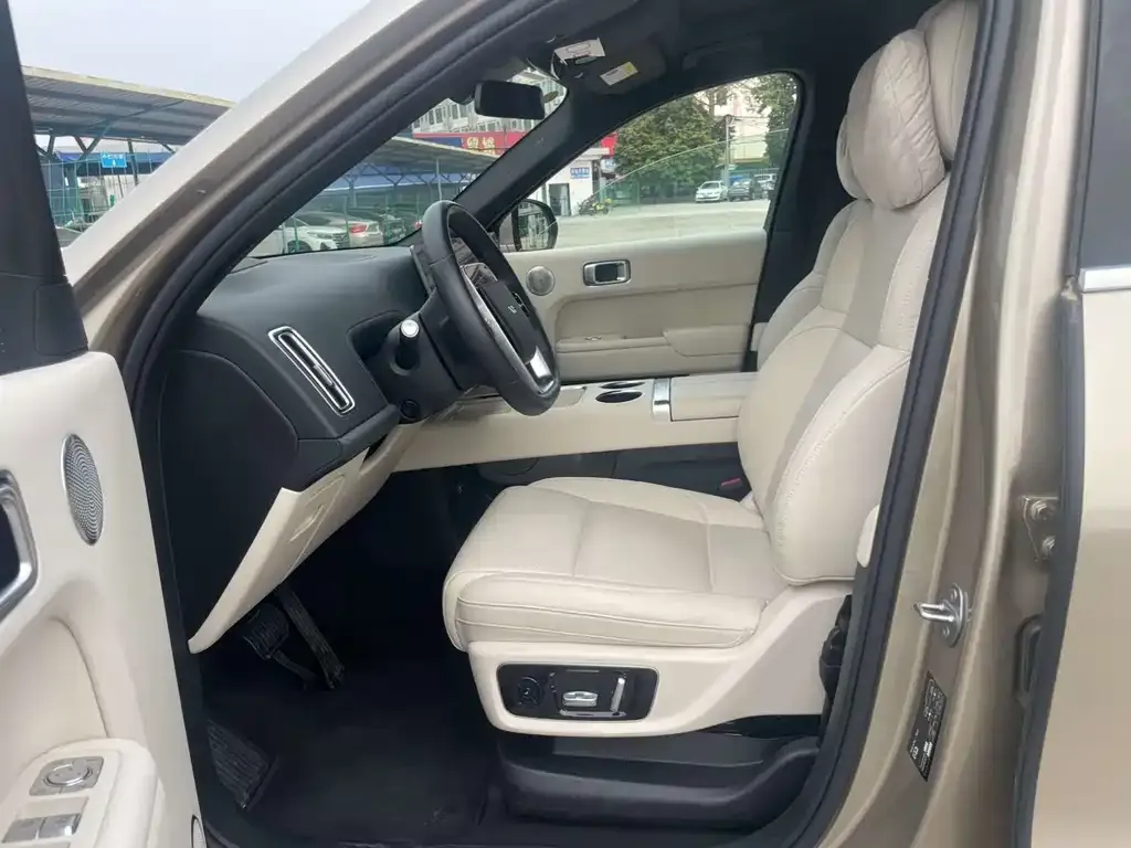 Li Auto L8 2024 из CN, фото 2