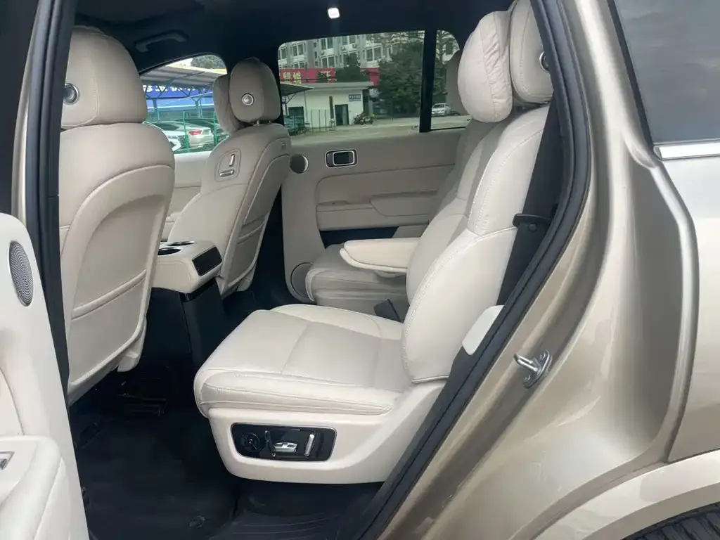 Li Auto L8 2024 из CN, фото 4
