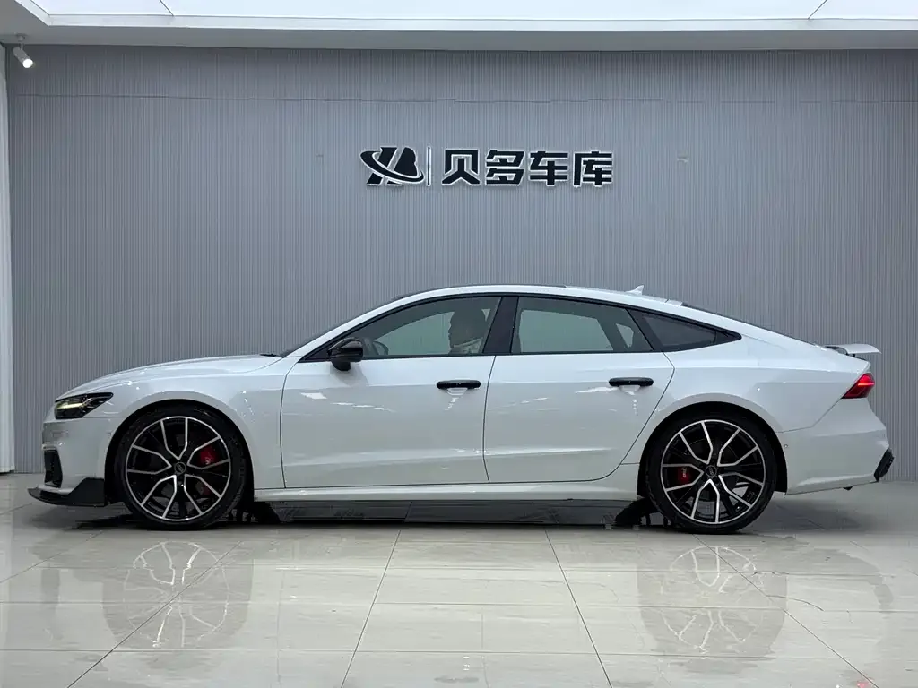 Audi A7 2023 из CN, фото 7