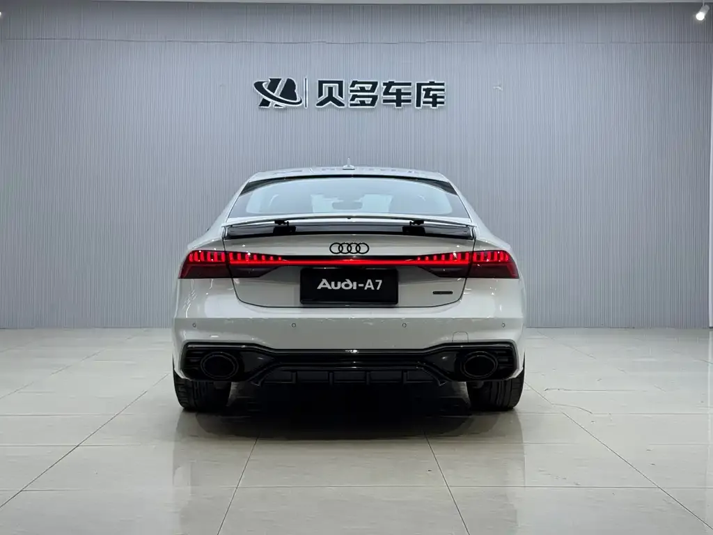 Audi A7 2023 из CN, фото 2
