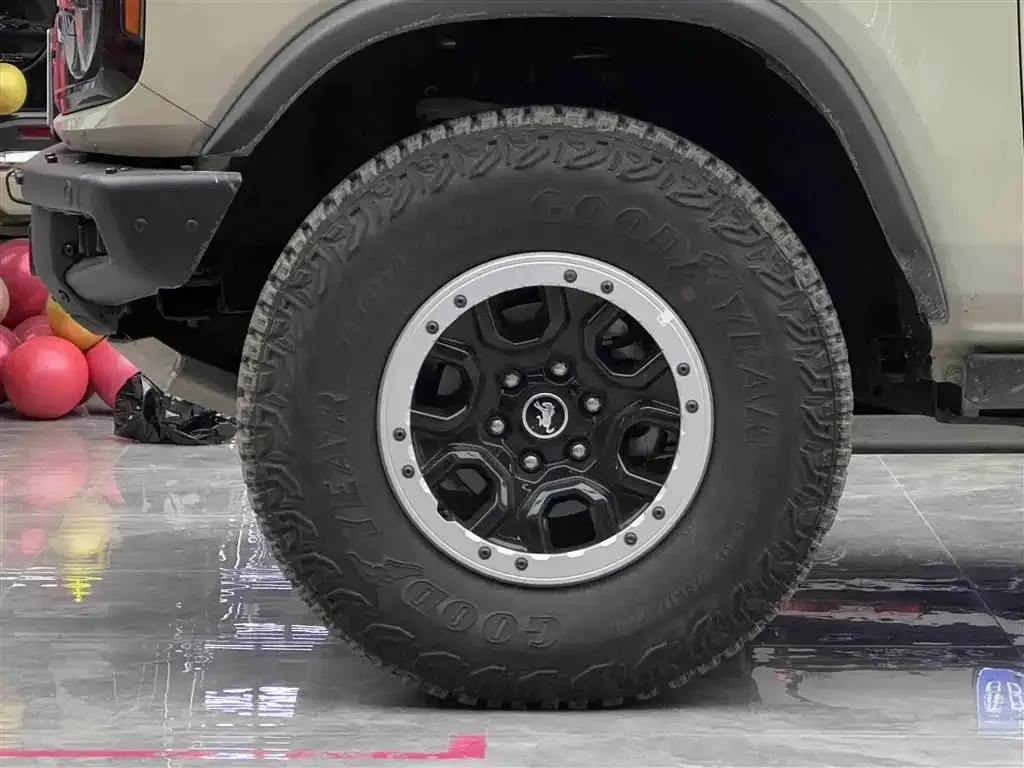 Ford Bronco 2024 из CN, фото 9