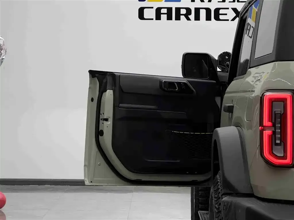 Ford Bronco 2024 из CN, фото 2