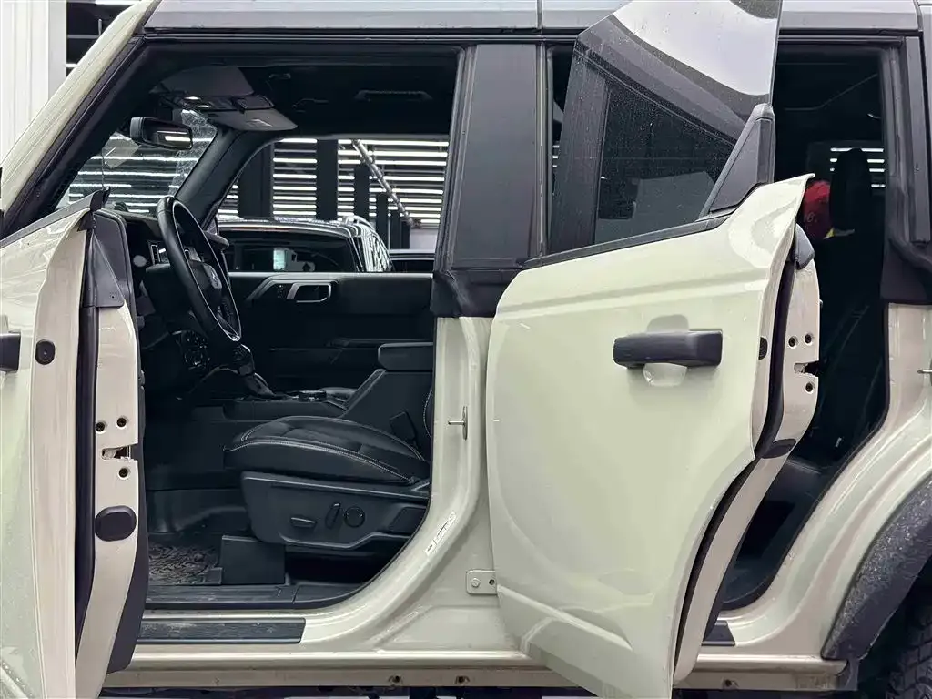 Ford Bronco 2024 из CN, фото 6
