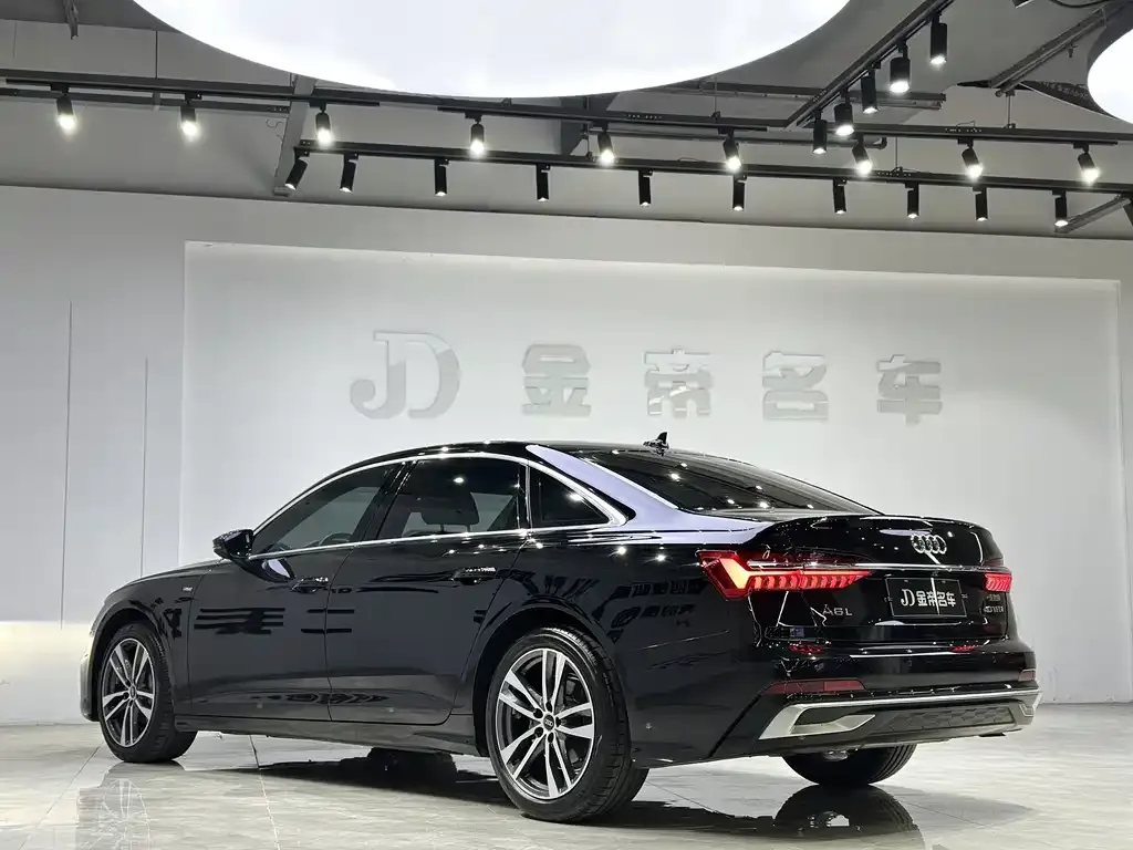 Audi A6L 2024 из CN, фото 10