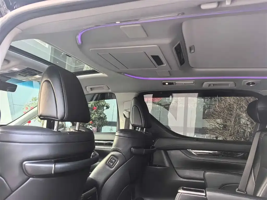Toyota Vellfire 2021 из CN, фото 6