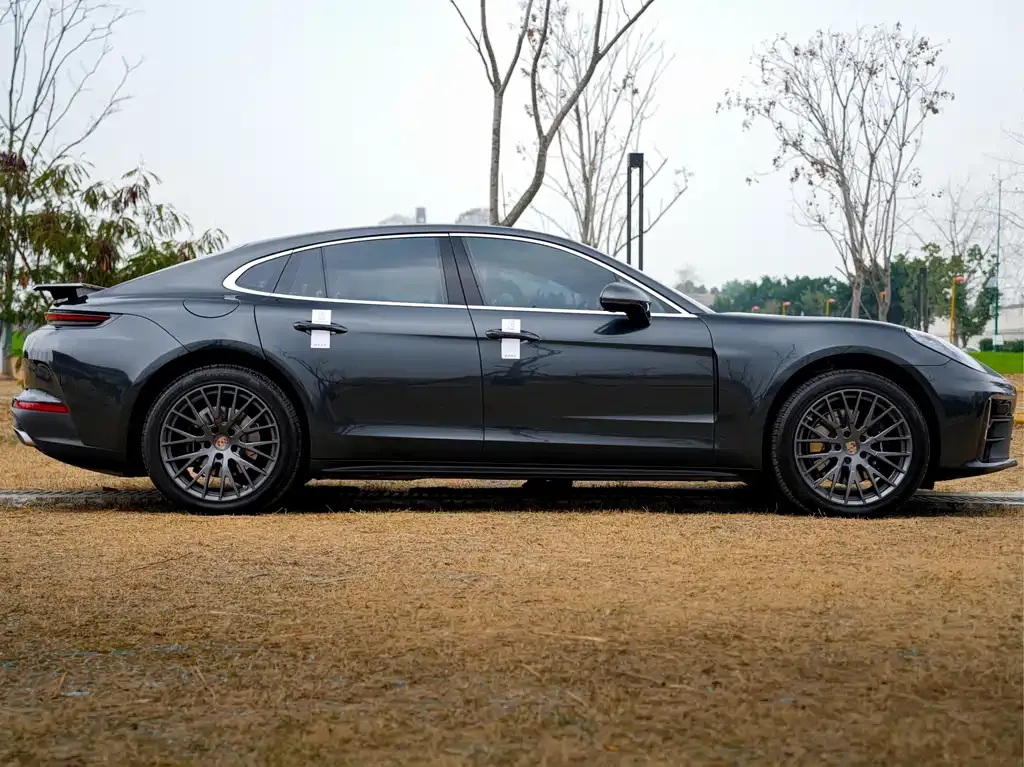 Porsche Panamera 2025 из CN, фото 10