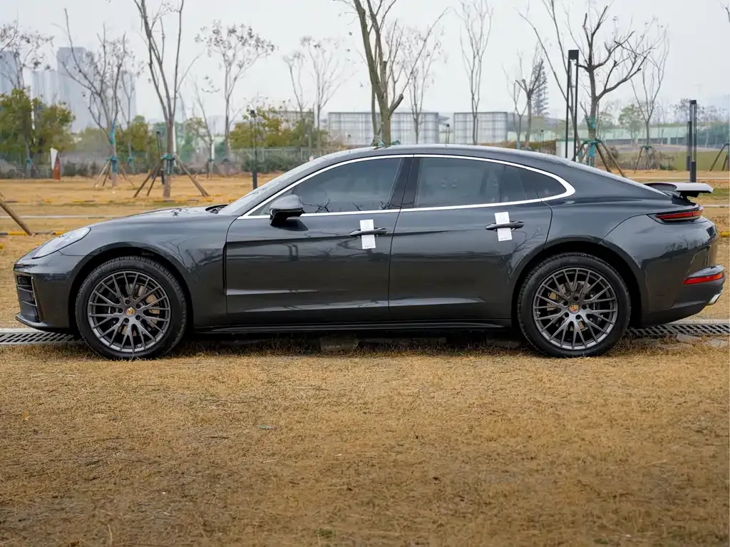 Porsche Panamera 2025 из CN, фото 9