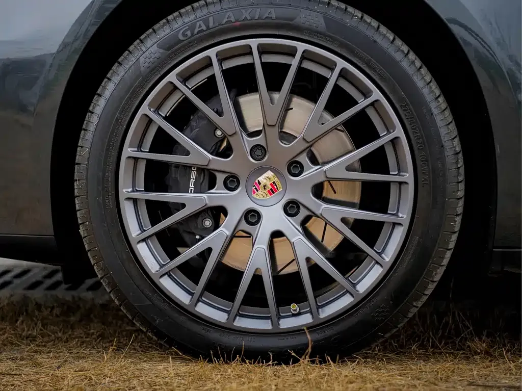 Porsche Panamera 2025 из CN, фото 3
