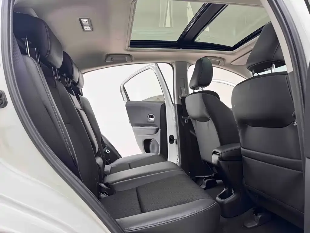 Honda Vezel 2022 из CN, фото 4