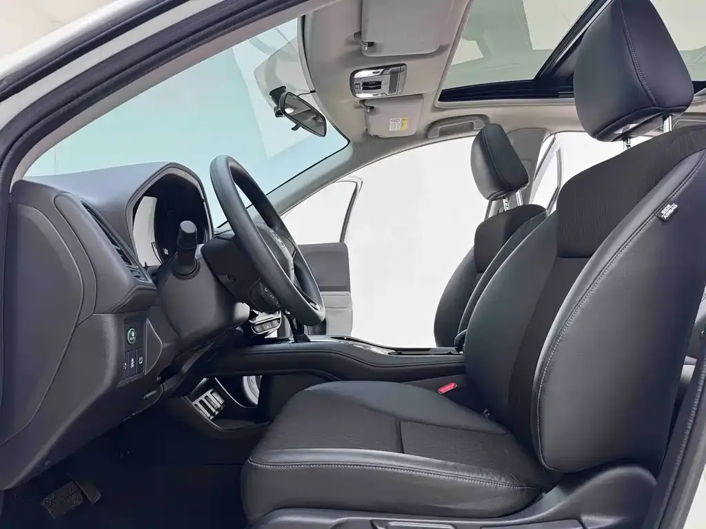 Honda Vezel 2022 из CN, фото 10