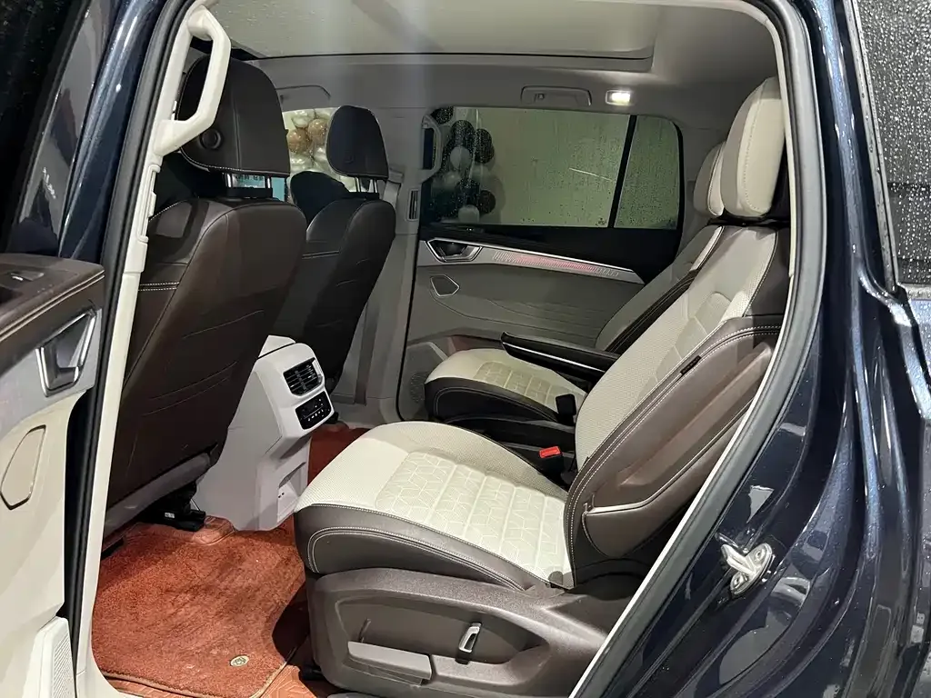 Volkswagen Talagon 2022 из CN, фото 10