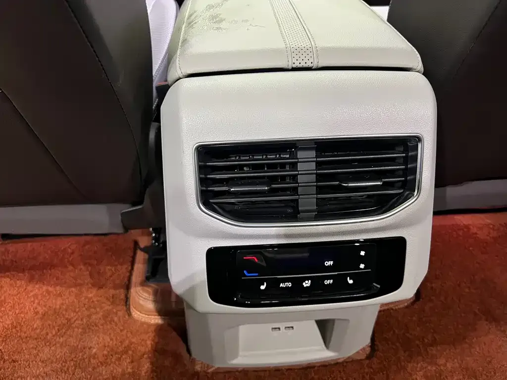 Volkswagen Talagon 2022 из CN, фото 9