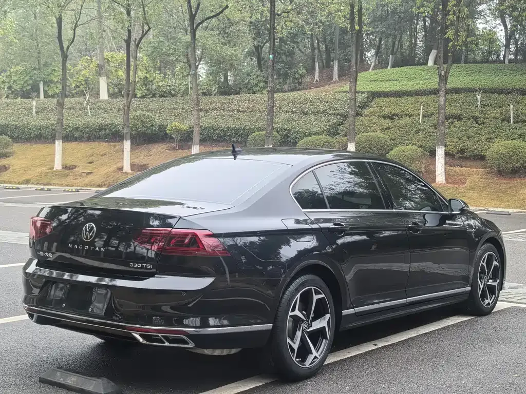 Volkswagen Magotan 2023 из CN, фото 9