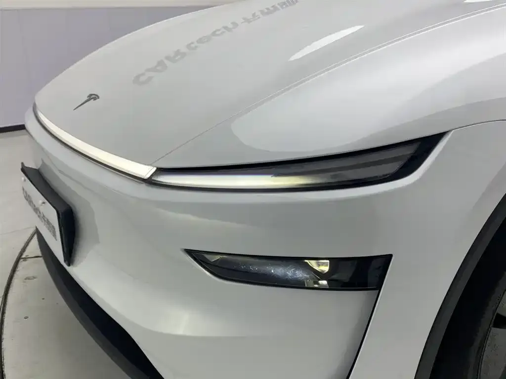 Tesla Model Y 2025 из CN, фото 2