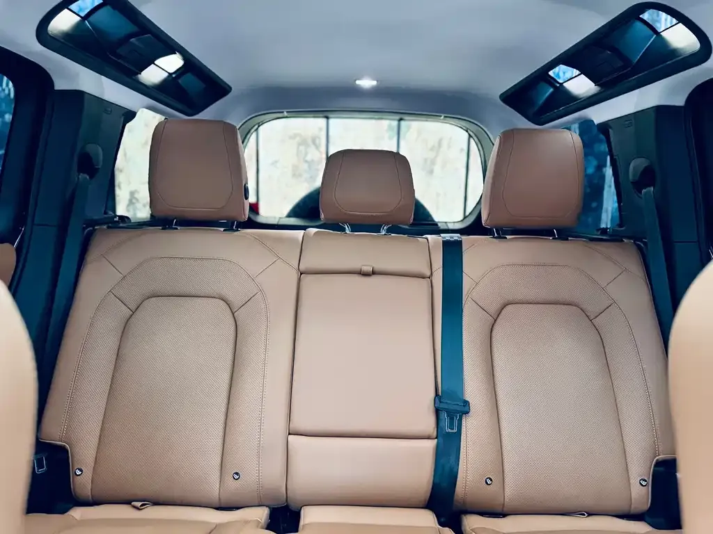 Land Rover Defender 2024 из CN, фото 9