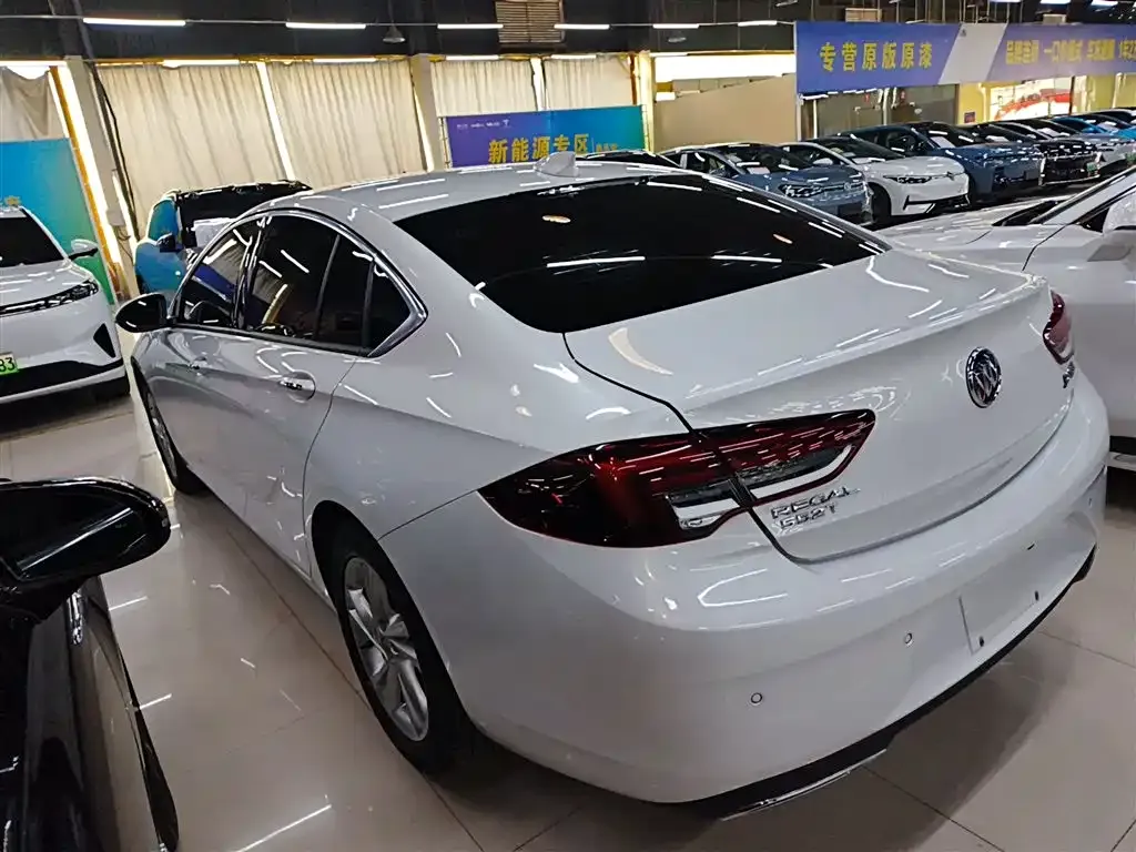 Buick Regal 2023 из CN, фото 3