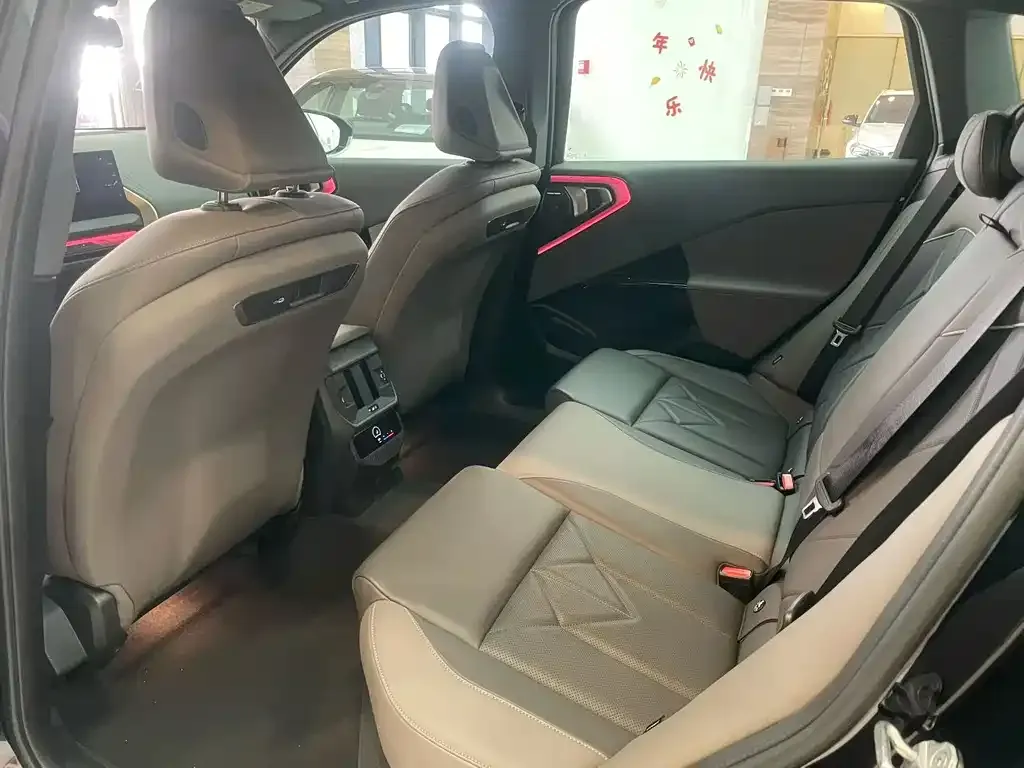 BMW X3 2025 из CN, фото 2