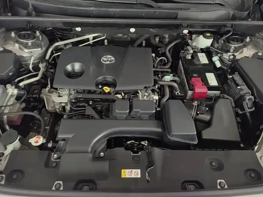 Toyota RAV4 2023 из CN, фото 9