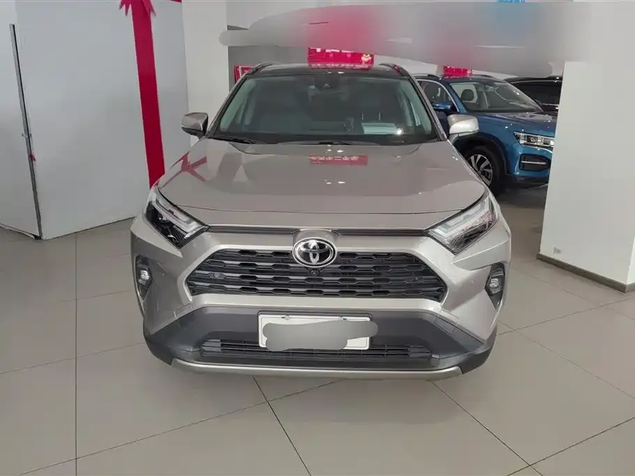 Toyota RAV4 2023 из CN, фото 10