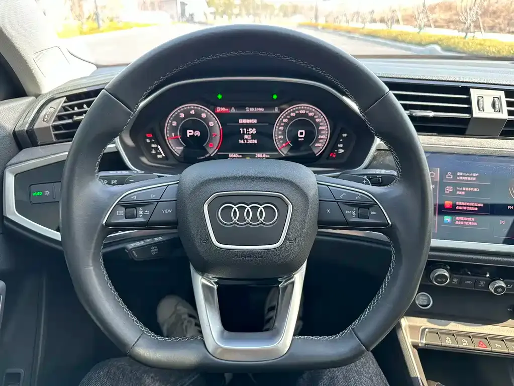 Audi Q3 2022 из CN, фото 4