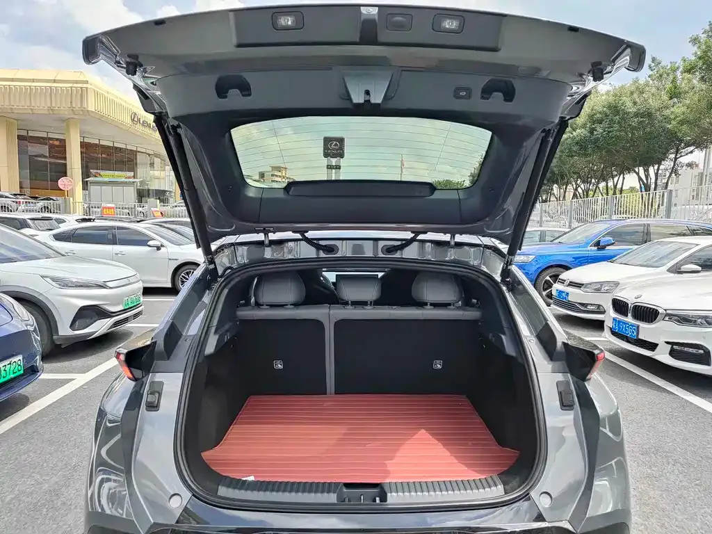 Lynk & Co Z20 2025 из CN, фото 4