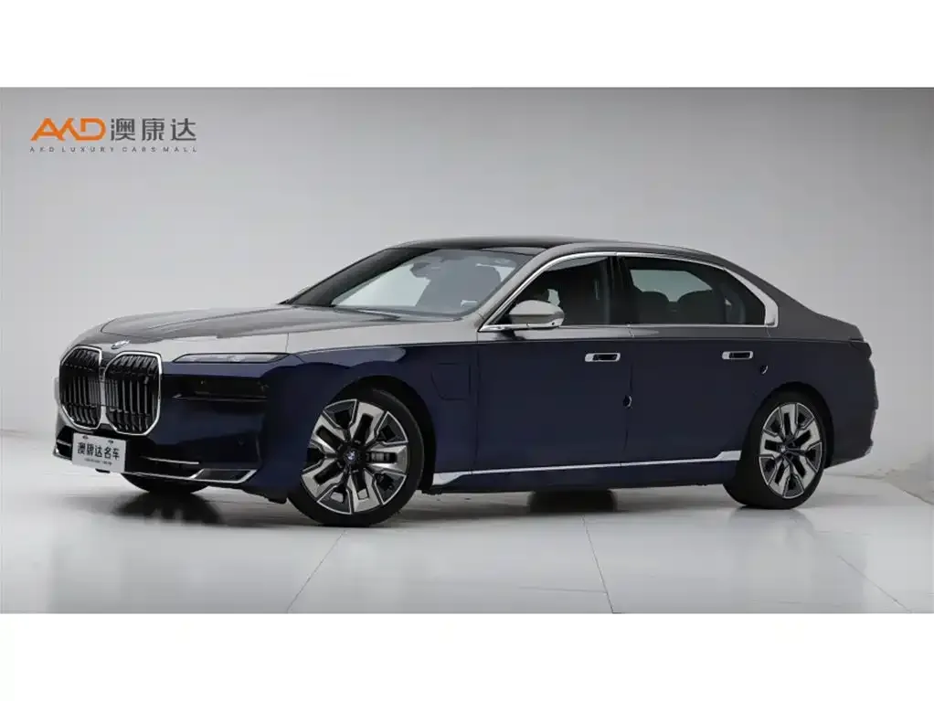 BMW i7 2023 из CN, фото 1