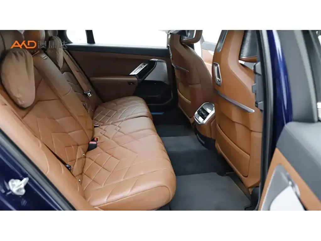BMW i7 2023 из CN, фото 8
