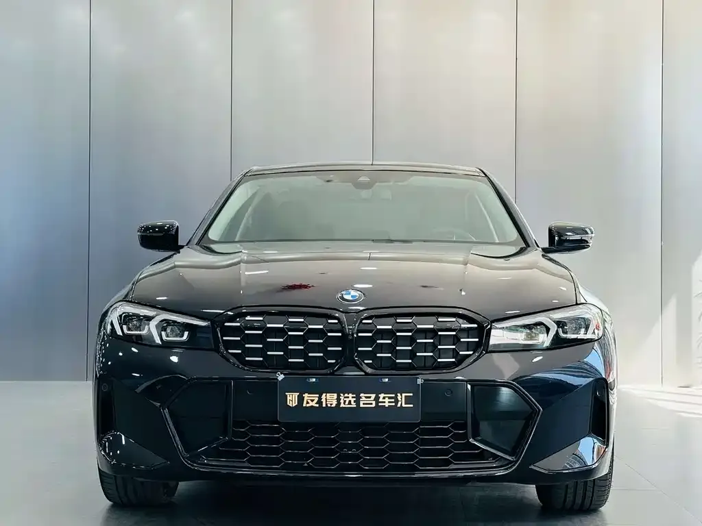 BMW 3 Series 2023 из CN, фото 2