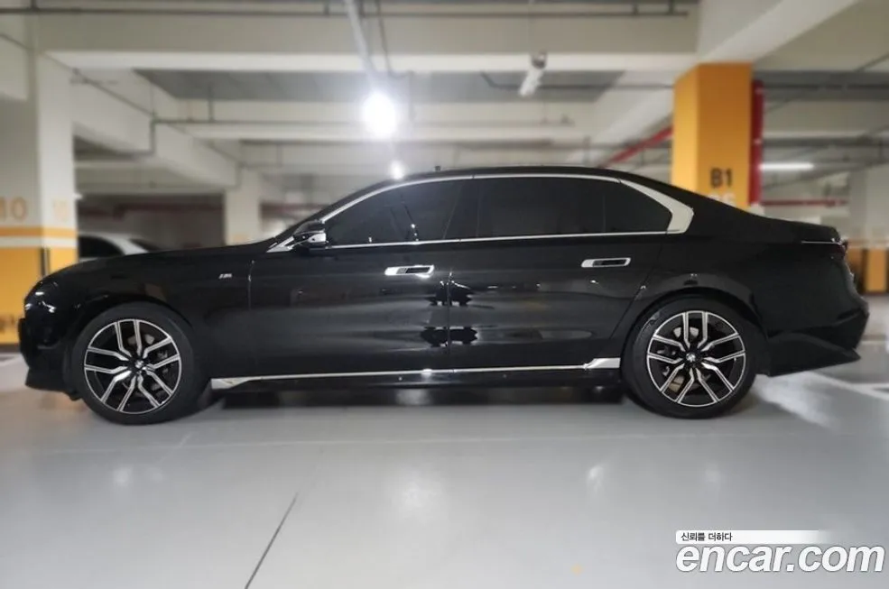 BMW 7-Series 2024 из KR, фото 3