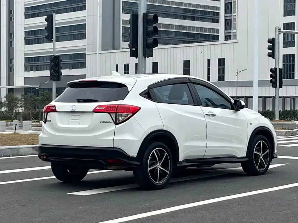 Honda Vezel 2021 из CN, фото 4