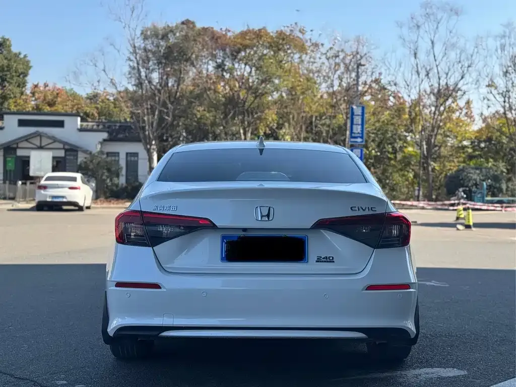 Honda Civic — фото 4