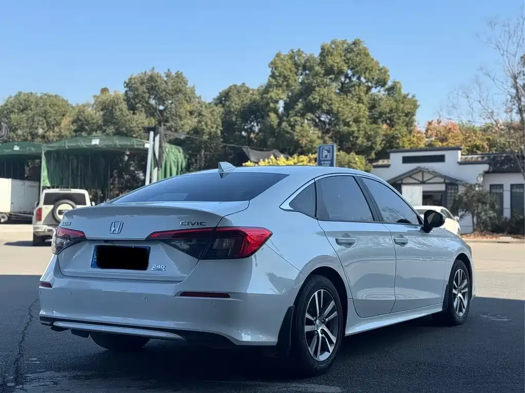Honda Civic — фото 5