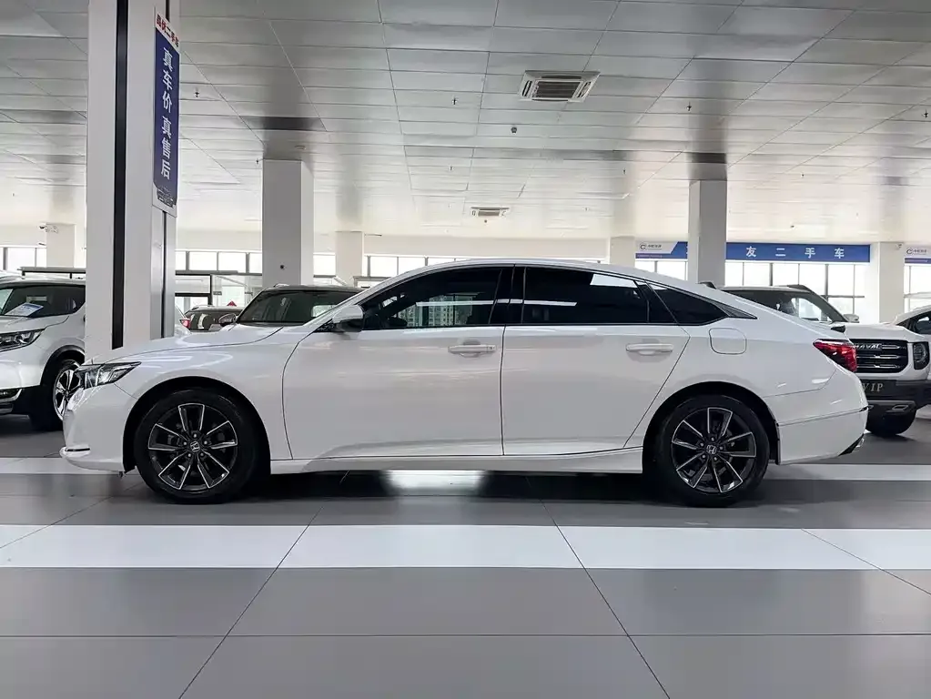 Honda Inspire 2022 из CN, фото 8