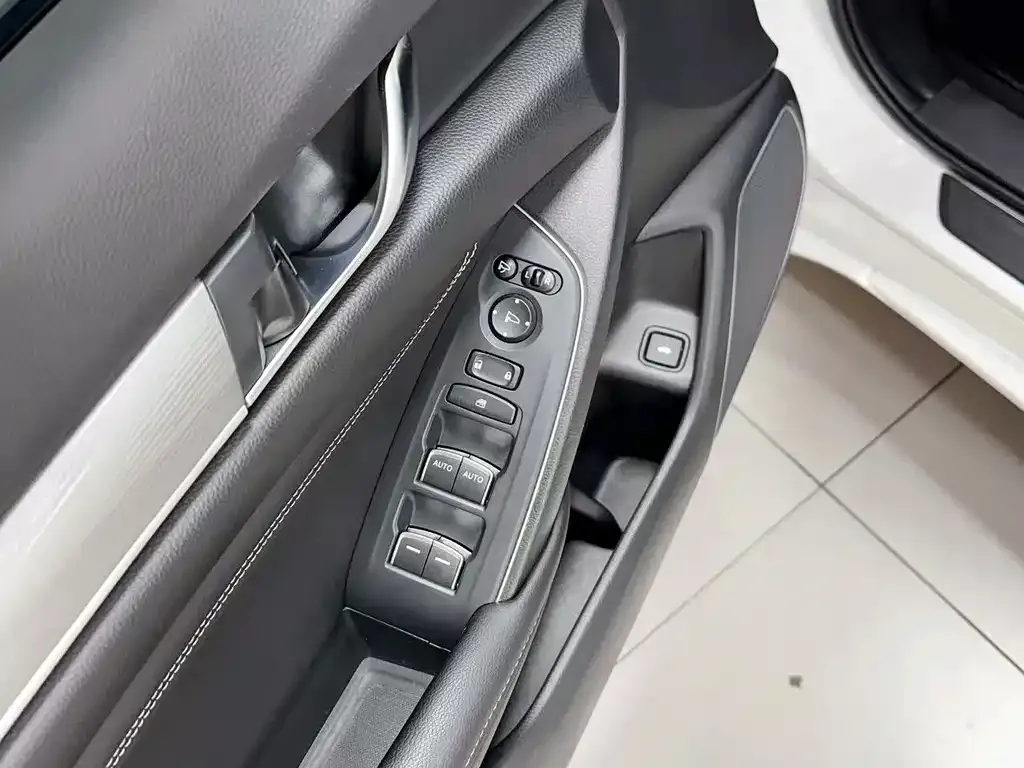 Honda Inspire 2022 из CN, фото 3