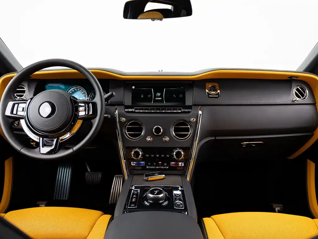 Rolls-Royce Cullinan 2021 из CN, фото 7