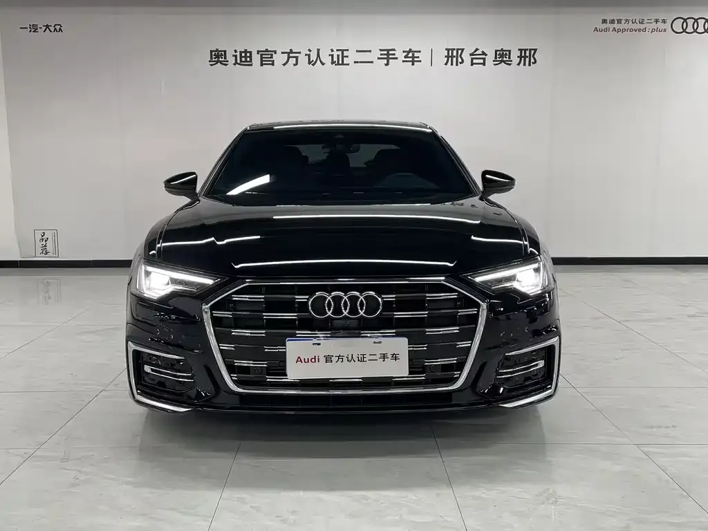 Audi A6L — фото 8