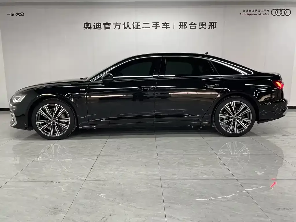 Audi A6L — фото 6