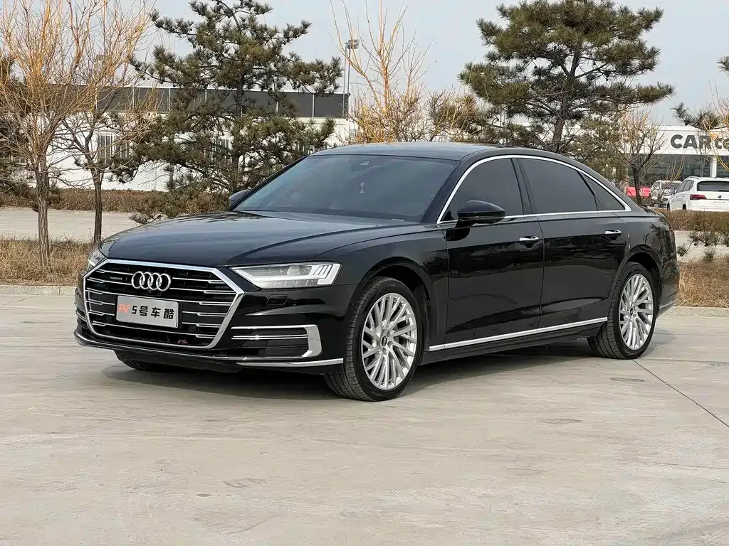 Audi A8 2022 из CN, фото 1