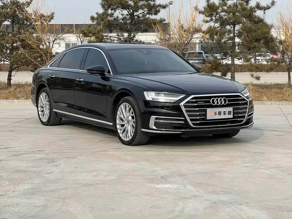 Audi A8 2022 из CN, фото 10
