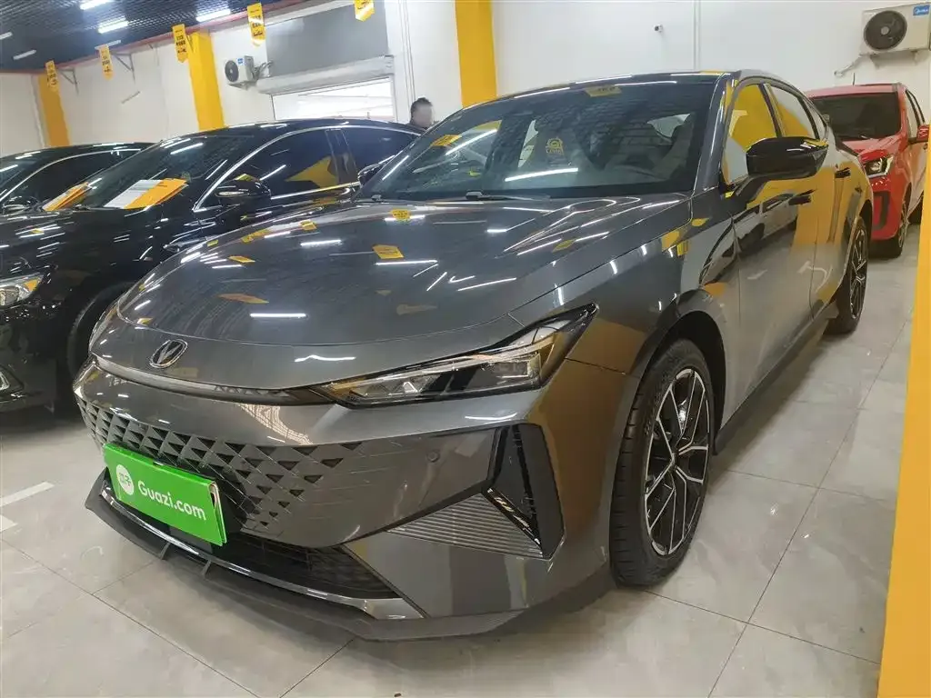 Changan UNI-V iDD 2025 из CN, фото 1