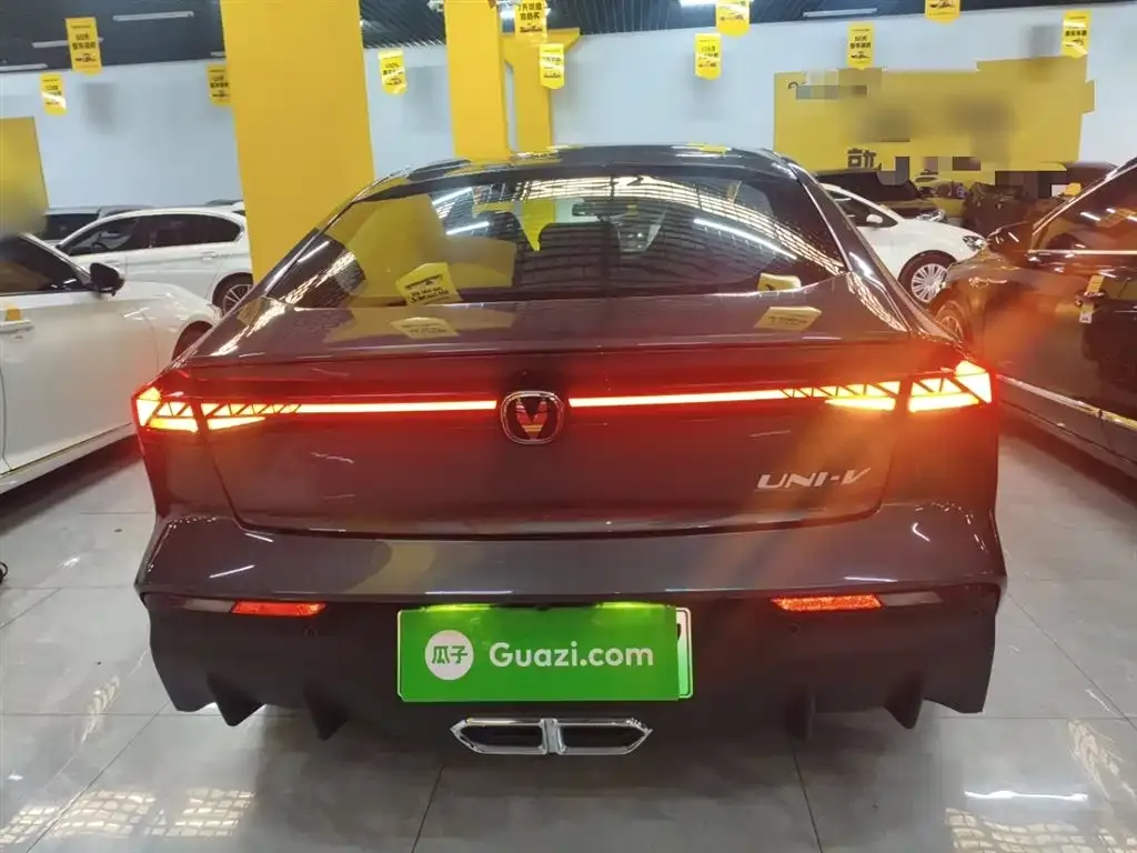 Changan UNI-V iDD 2025 из CN, фото 2